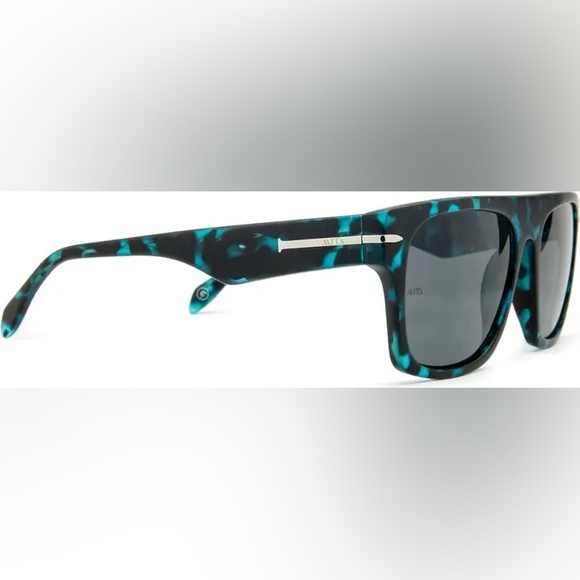 Nile 56mm Rectangular Sunglasses
MITA SUSTAINABLE EYEWEAR - Picture 2 of 7